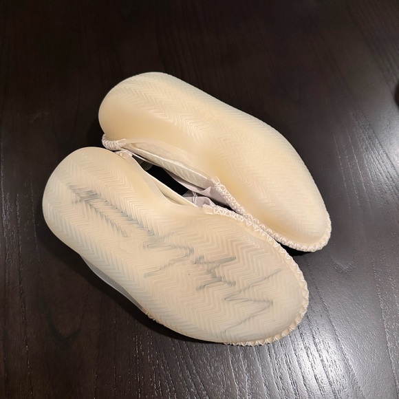 Y-3 Itogo 'Cream White' ID1807 M6/W7 NWT no box - Picture 4 of 4